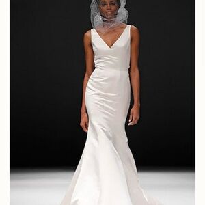 Badgley Mischka Cream Sleeveless Ribbed Gown with V-Neck for Brides